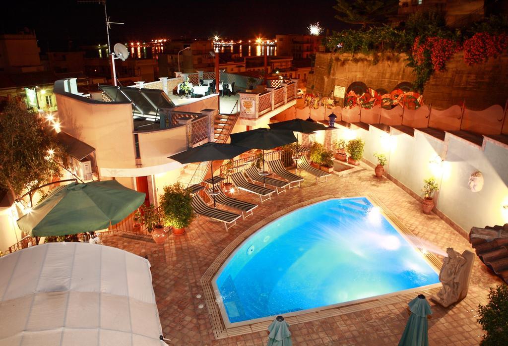 Villa Cristina Giardini Naxos Exterior photo