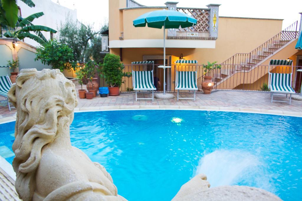 Villa Cristina Giardini Naxos Exterior photo